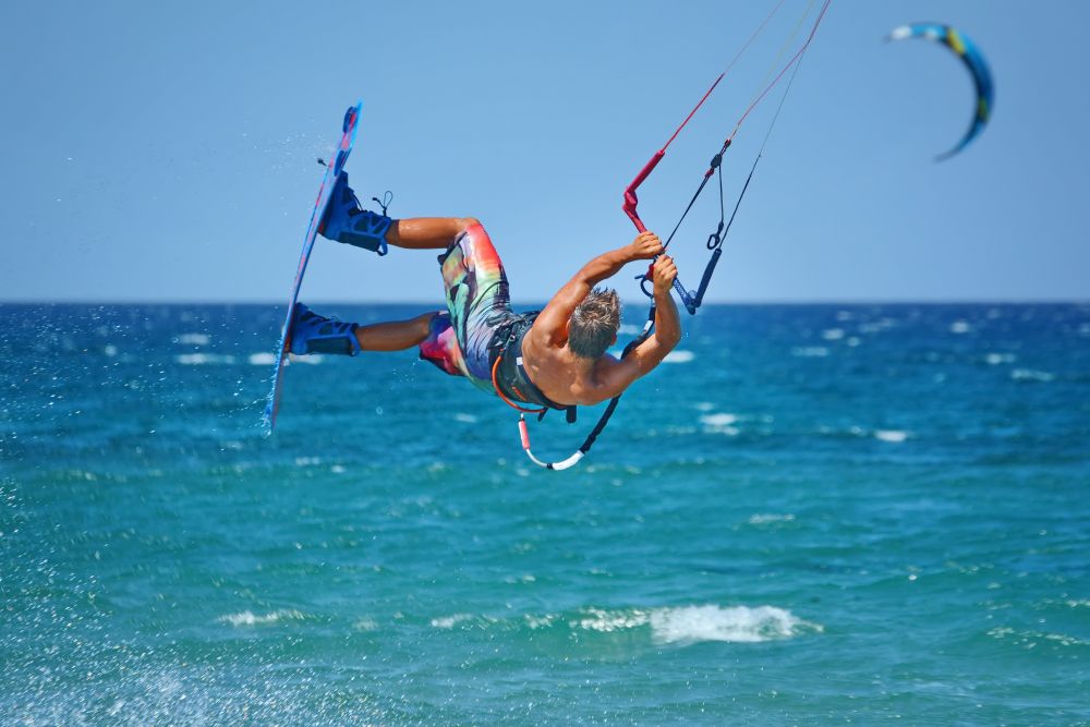 Kitesurfing